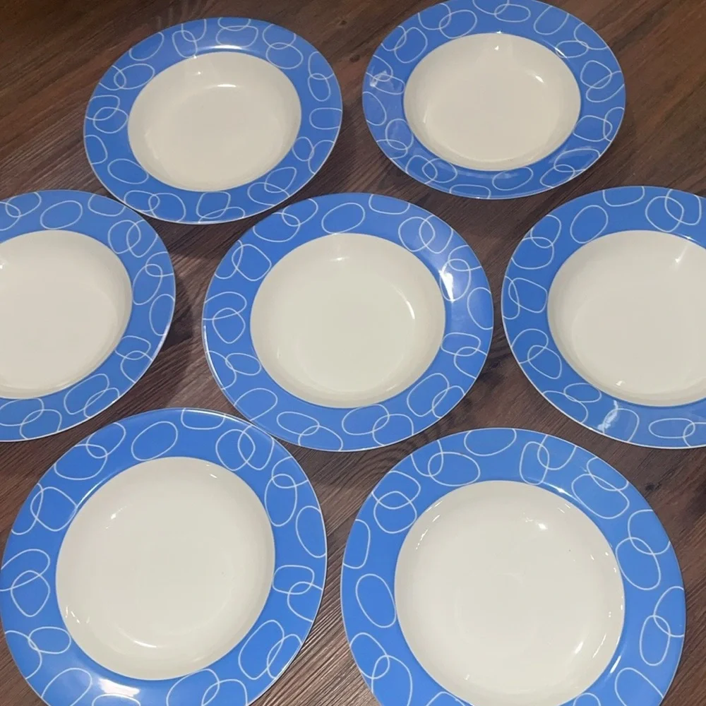 CRATE & BARREL MONNO CIRCLES WHITE/BLUE Rimmed Soup Bowls B78,7pc!!GREAT
